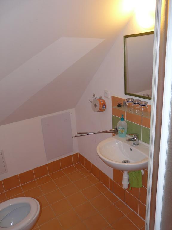 Pekna Vyhlidka Apartment Zavazna Poruba Room photo
