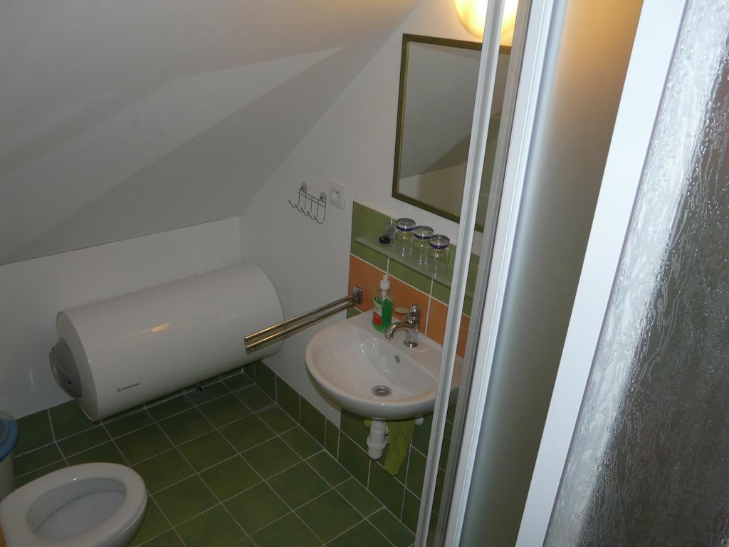 Pekna Vyhlidka Apartment Zavazna Poruba Room photo
